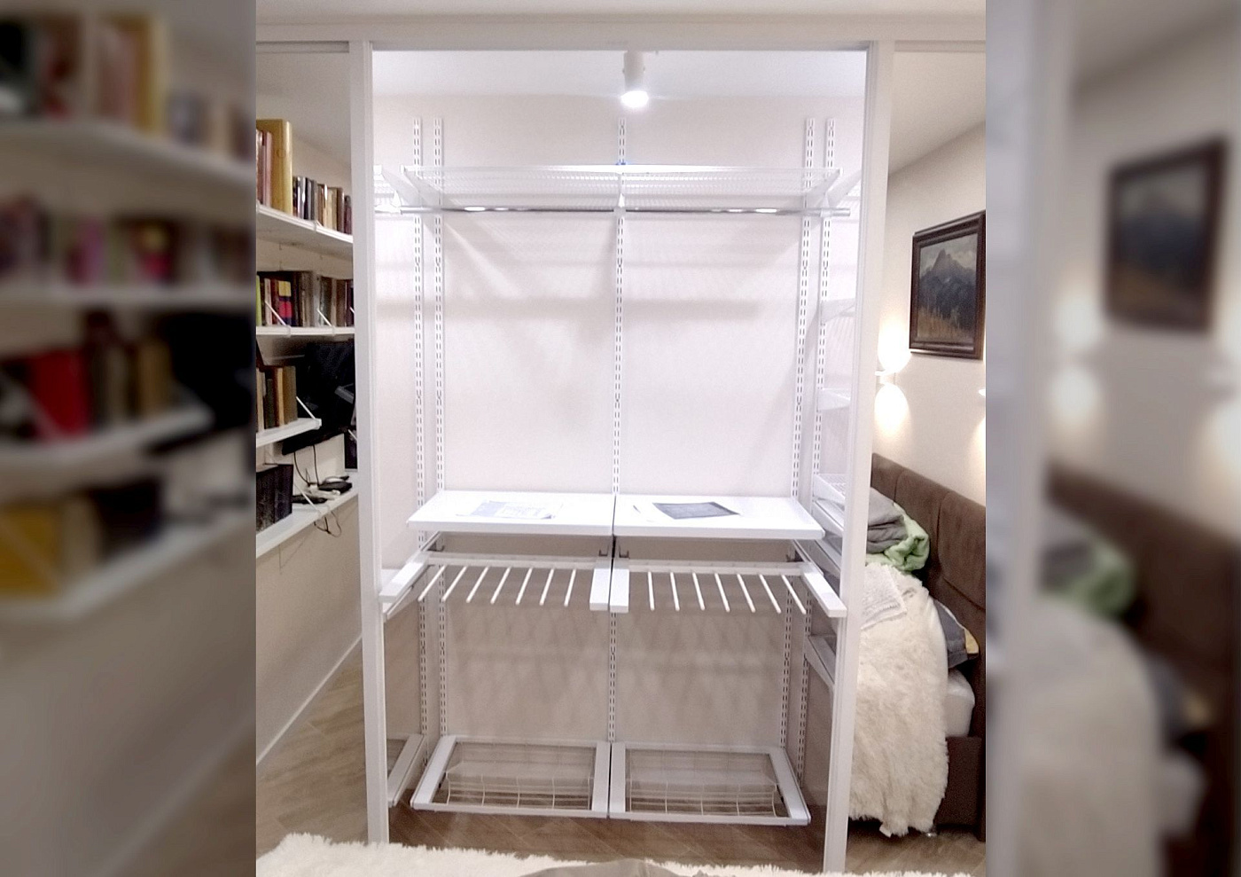 Шкаф-купе в спальню – профиль Flat, цвет «Белый матовый»